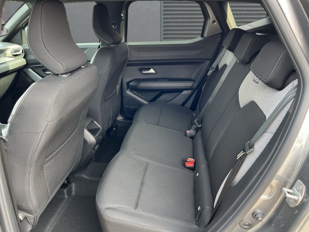 DACIA Duster Journey Tribrid 150 4x4 EDC - ref: 7-69030 - Photo 6