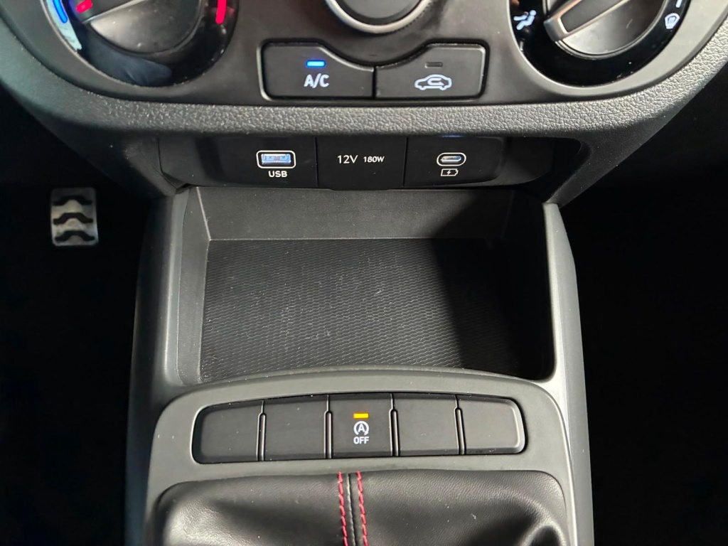 HYUNDAI i10 N-Line MPI 1.2 79PS - ref: 7-69385 - Photo 20