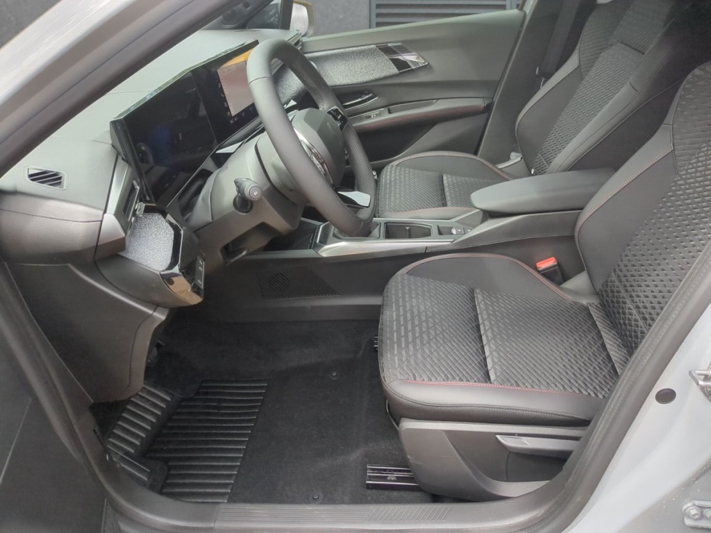 RENAULT Clio Techno TCe 115 - ref: 7-70076 - Photo 4