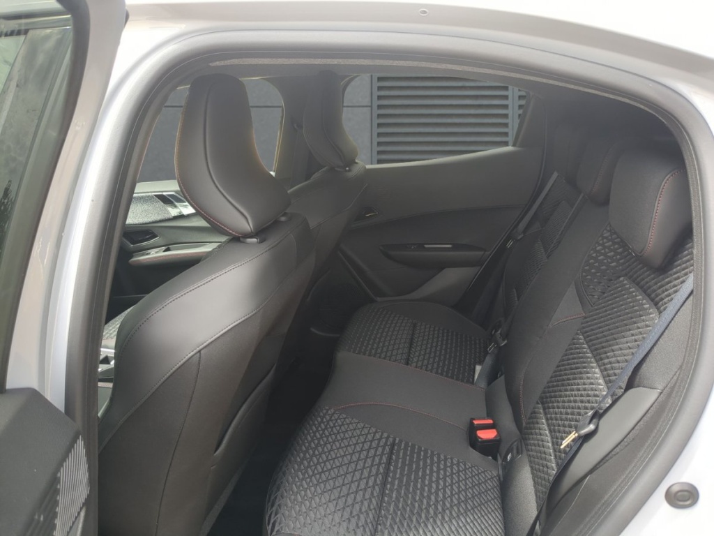 RENAULT Clio Techno TCe 115 - ref: 7-70076 - Photo 6