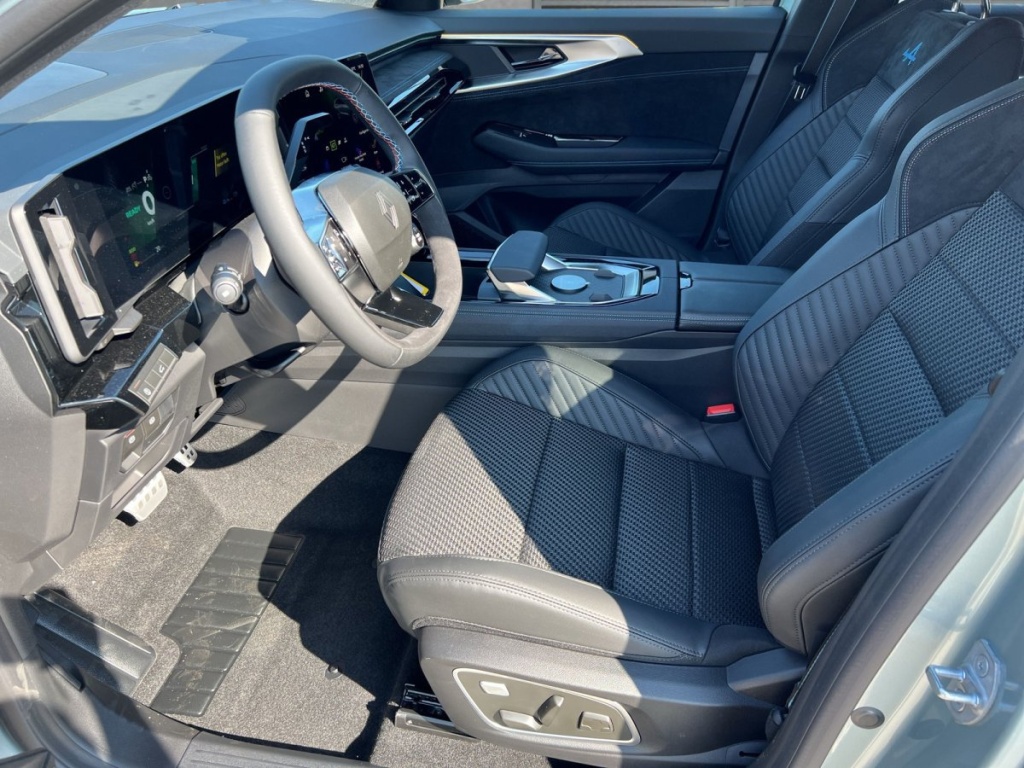 RENAULT Espace Esprit Alpine 5-S E-TECH 200 Full Hybrid - ref: 7-70097 - Photo 4