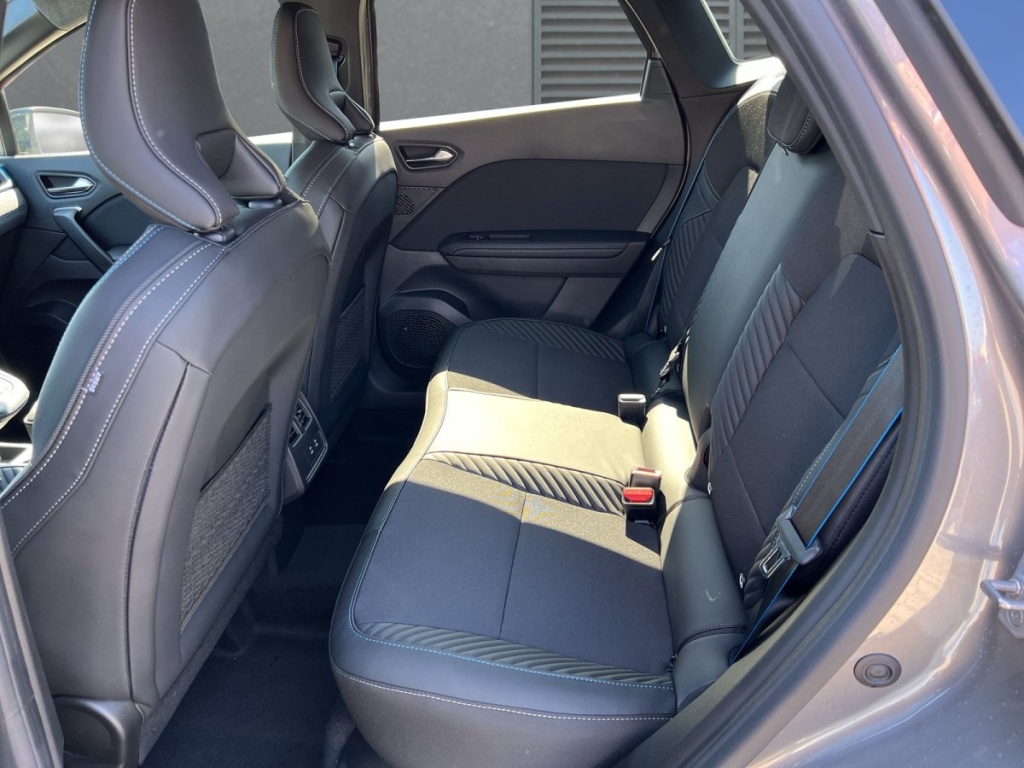 RENAULT Symbioz Esprit Alpine E-TECH 160 Full-Hybrid - ref: 7-70099 - Photo 6