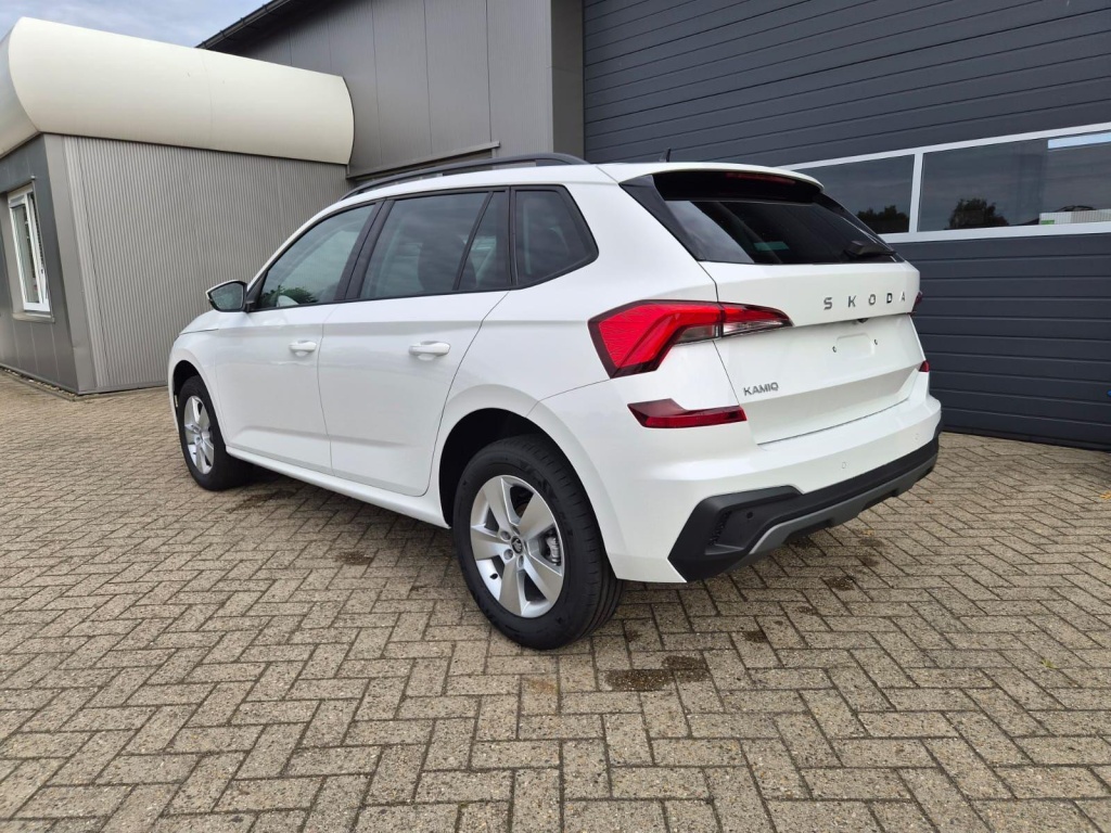 SKODA Kamiq Selection 1.5 Gasoline 150hp DSG - ref: 7-70110 - Photo 3