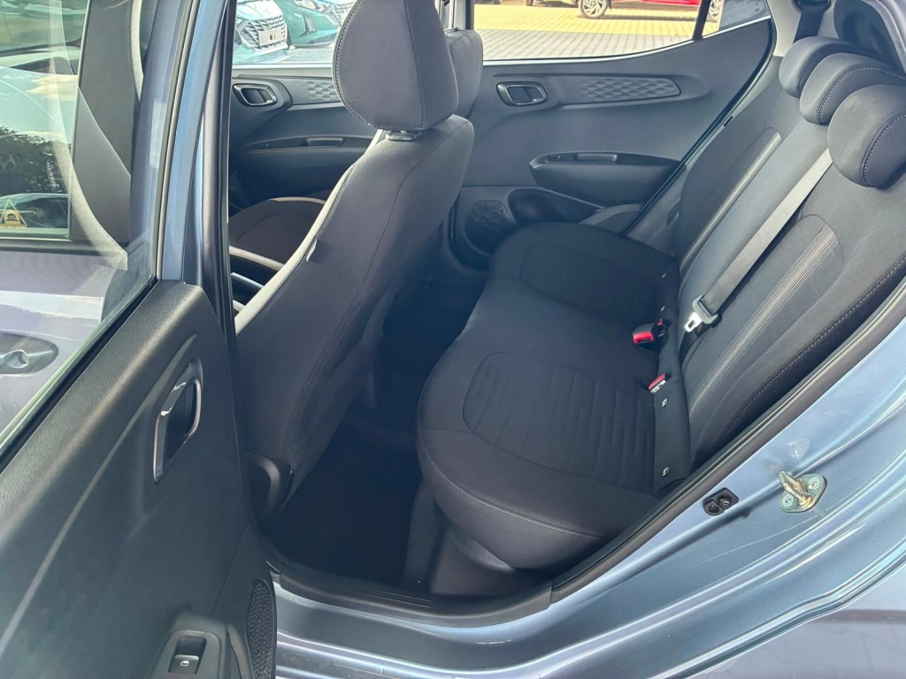 HYUNDAI i10 Comfort MPI 1.0 63PS - ref: 7-70118 - Photo 6