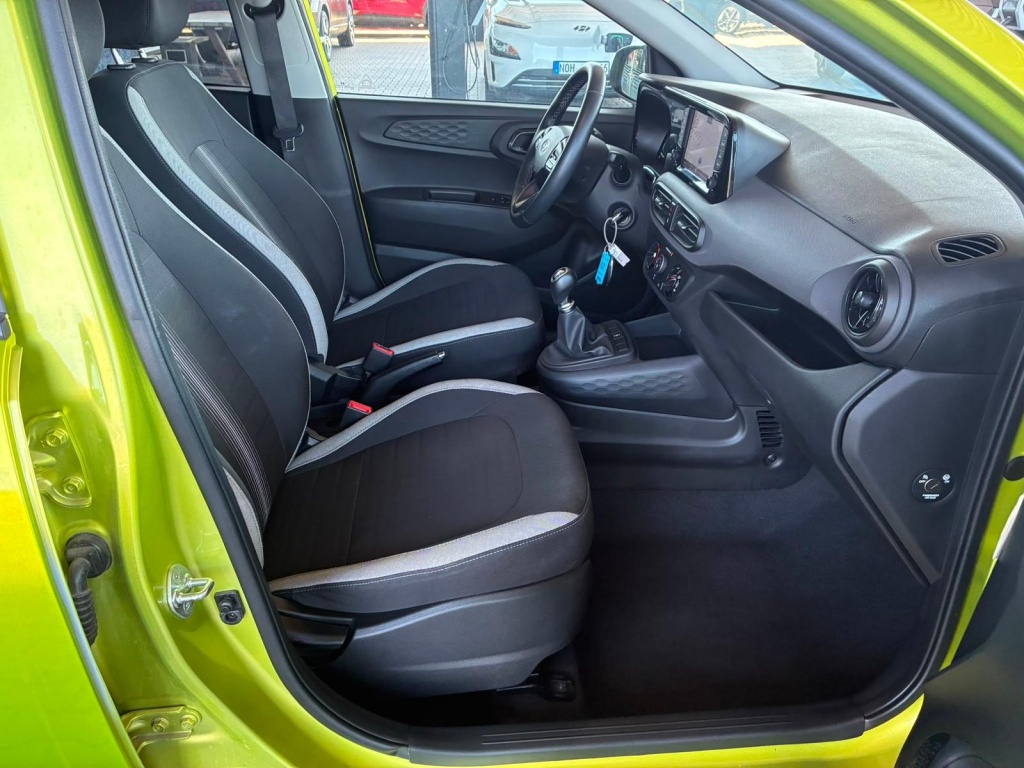 HYUNDAI i10 Comfort MPI 1.0 63PS - ref: 7-70119 - Photo 9