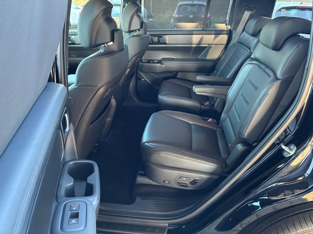 HYUNDAI Santa Fe Black Line 4WD 6-Sitzer PHEV - ref: 7-70127 - Photo 2