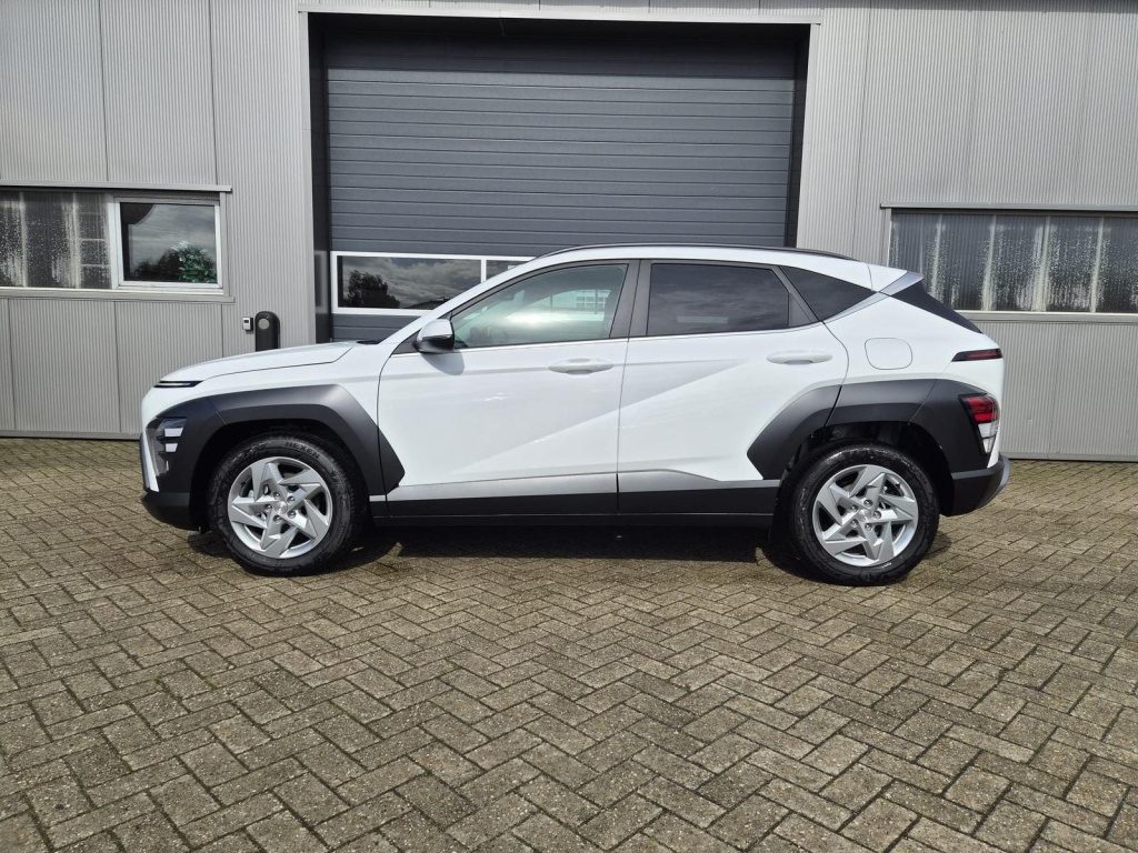 HYUNDAI Kona Trend 1.6 Gasoline 150hp - ref: 7-70340 - Photo 2