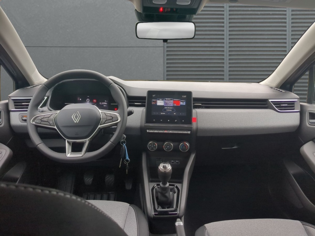 RENAULT Clio Evolution dCi 100 - ref: 7-70433 - Photo 5