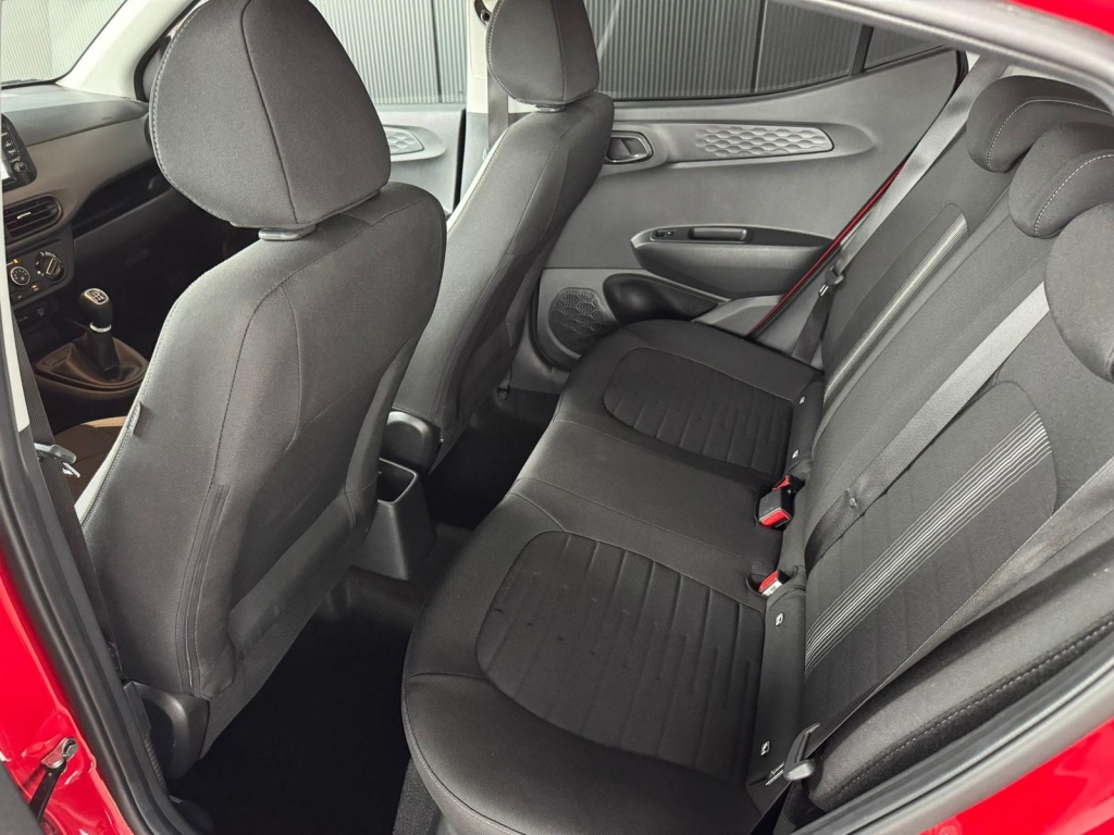 HYUNDAI i10 Comfort MPI 1.0 63PS - ref: 7-70614 - Photo 6