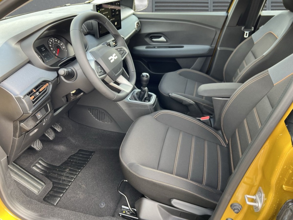 DACIA Sandero Expression TCe 110 - ref: 7-71067 - Photo 4