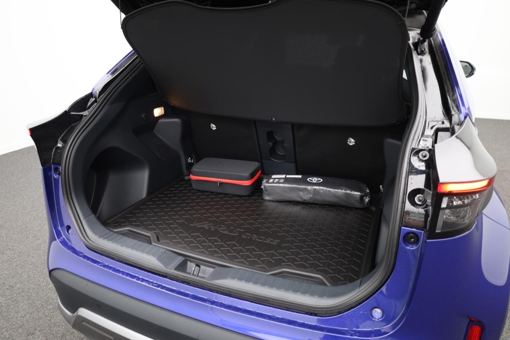 TOYOTA Yaris Cross Cross Style 1.5 Hybrid Electric/Gasoline 131hp - ref: 7-71928 - Photo 9
