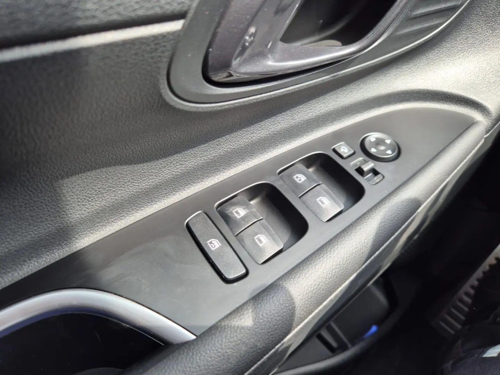 HYUNDAI Bayon Trend 1.0 Gasoline 90hp - ref: 7-72103 - Photo 13