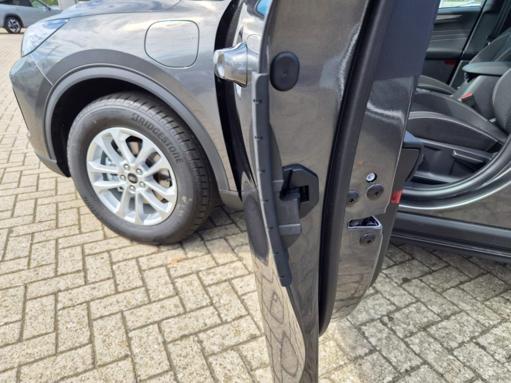 FORD Kuga Titanium 2.5 Plug-in Hybrid Gasoline 242hp - ref: 7-72177 - Photo 15