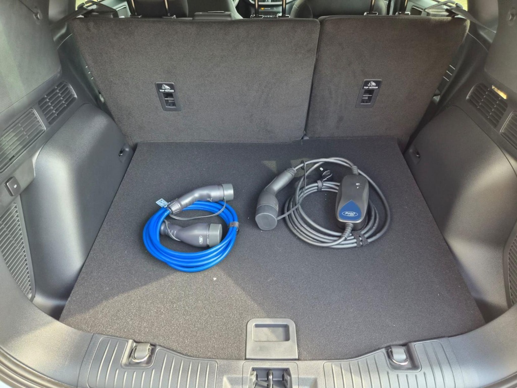 FORD Kuga Titanium 2.5 Plug-in Hybrid Gasoline 242hp - ref: 7-72185 - Photo 9
