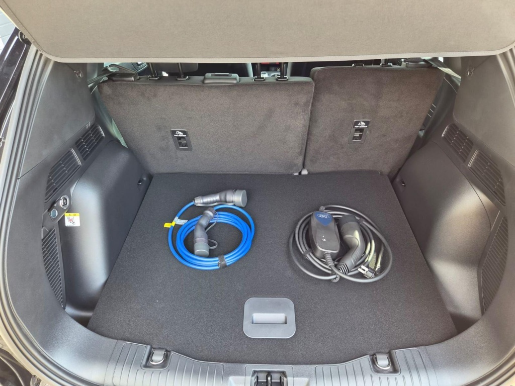 FORD Kuga Titanium 2.5 Plug-in Hybrid Gasoline 242hp - ref: 7-72190 - Photo 11