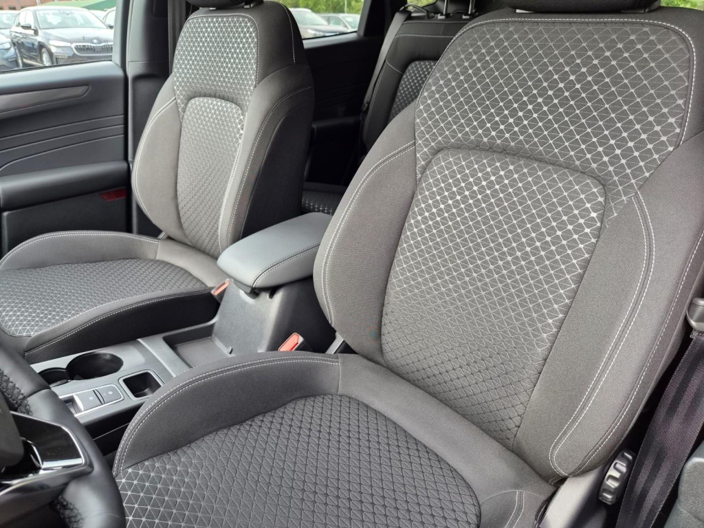 FORD Kuga Titanium 2.5 Plug-in Hybrid Gasoline 242hp - ref: 7-73084 - Photo 13