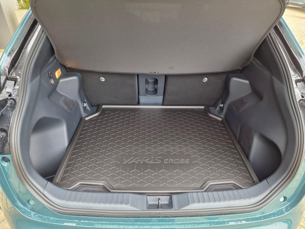 TOYOTA Yaris Style Cross 1.5 Hybrid Electric/Gasoline 131hp - ref: 7-73241 - Photo 10