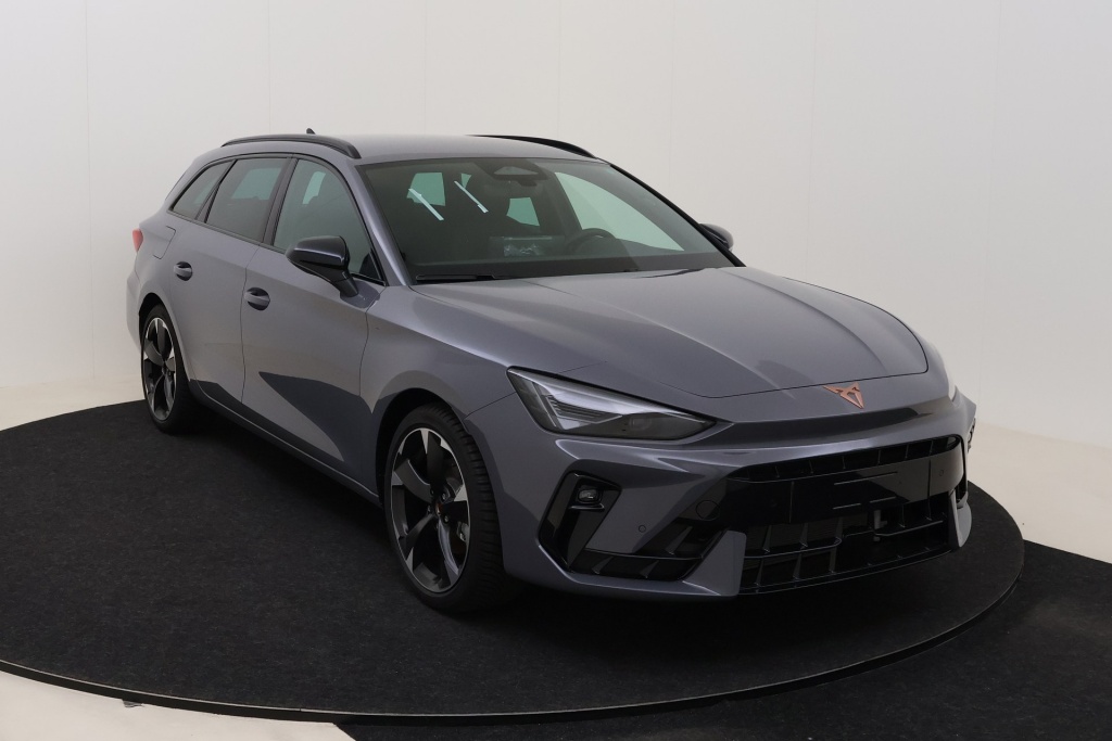 CUPRA Leon Sportstourer Impulse 1,5 eTSI 150 hp DSG7 - ref: 7-73448 - Photo 3