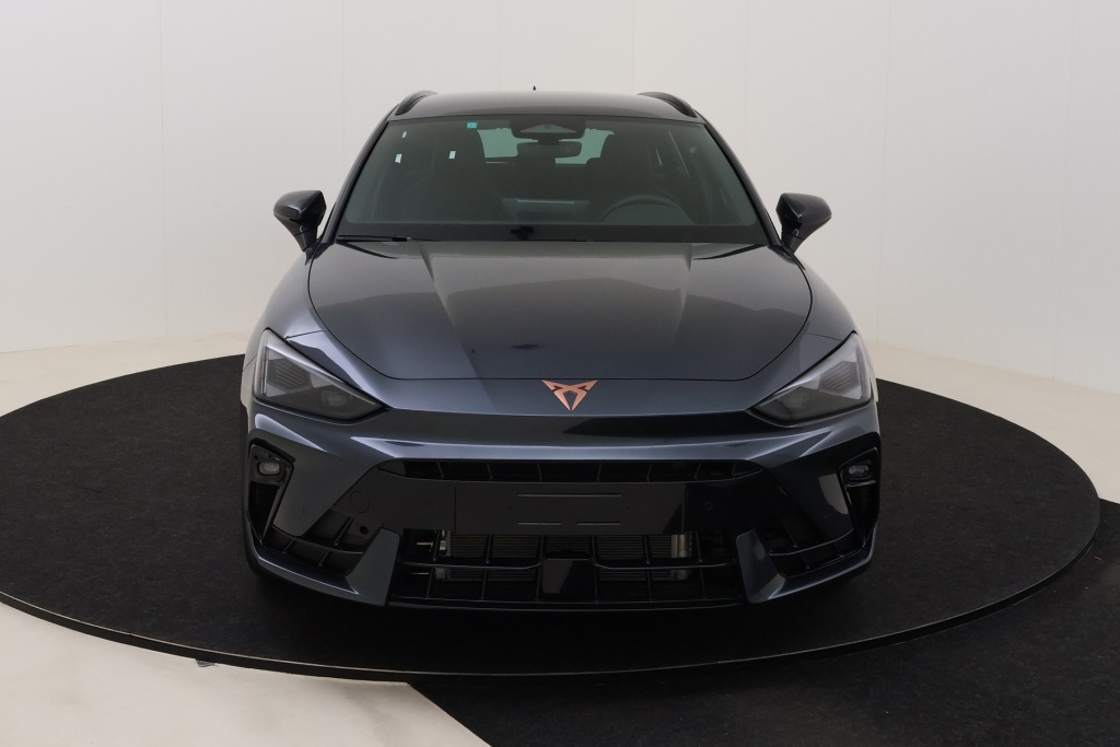 CUPRA Leon Sportstourer Impulse 1,5 eTSI 150 hp DSG7 - ref: 7-73449 - Photo 2