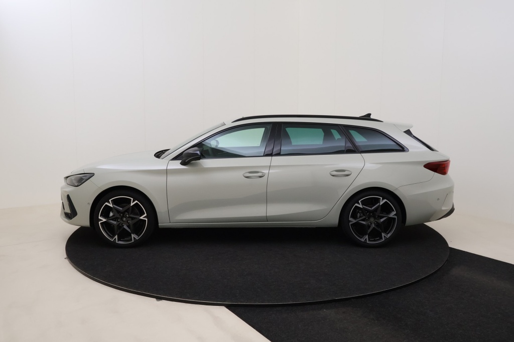 CUPRA Leon Sportstourer Impulse Plus 1,5 eTSI 150 hp DSG7 - ref: 7-73451 - Photo 9
