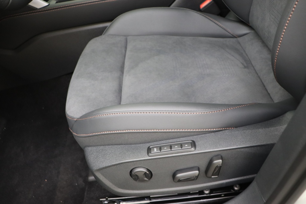 CUPRA Leon Sportstourer Impulse Plus 1,5 eTSI 150 hp DSG7 - ref: 7-73452 - Photo 14