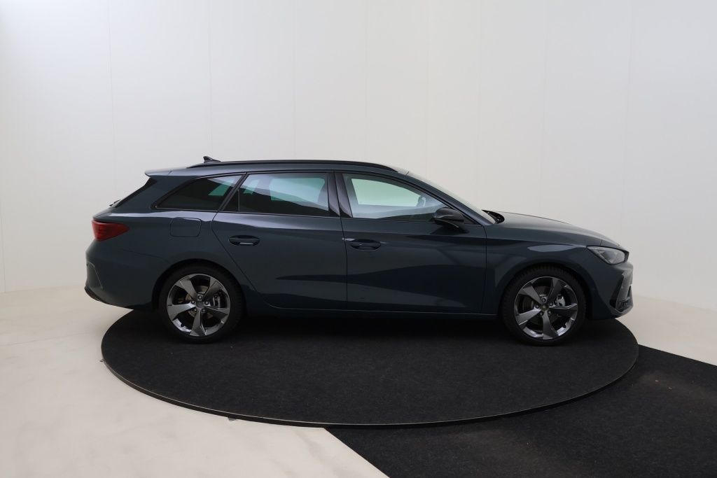 CUPRA Leon Sportstourer Impulse e-HYBRID 1,5 e-hybrid 204 hp DSG6 - ref: 7-73454 - Photo 4