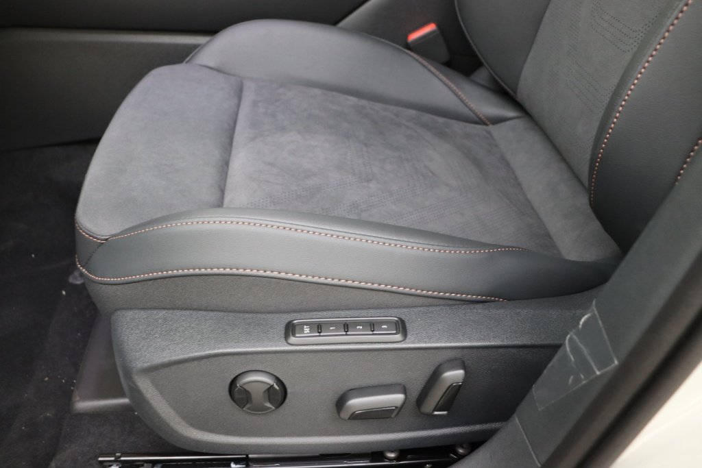 CUPRA Leon Sportstourer Impulse Plus 1,5 eTSI 150 hp DSG7 - ref: 7-73544 - Photo 15