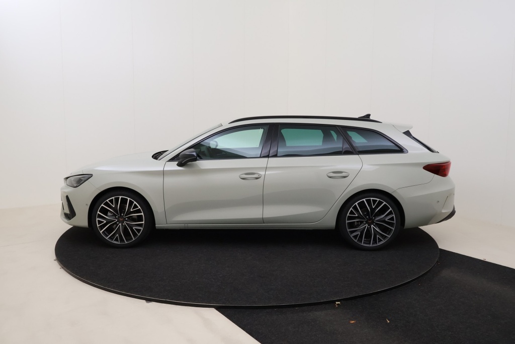 CUPRA Leon Sportstourer Impulse Plus 1,5 eTSI 150 hp DSG7 - ref: 7-73544 - Photo 9