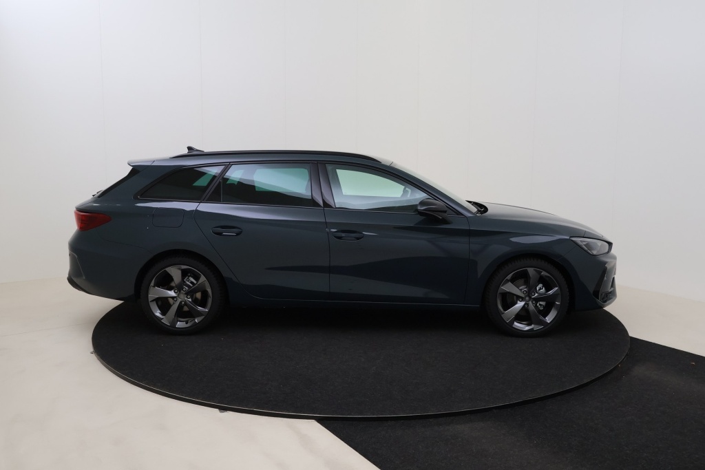 CUPRA Leon Sportstourer Impulse 1,5 TSI 150 hp 6M - ref: 7-73572 - Photo 4