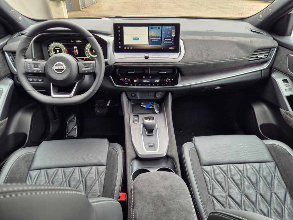 NISSAN Qashqai Tekna 1.3 Gasoline 158hp - ref: 7-73715 - Photo 14