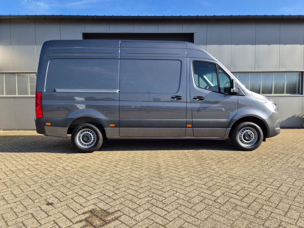 MERCEDES Sprinter L2H2 2.0 Diesel 170hp - ref: 7-74480 - Photo 6