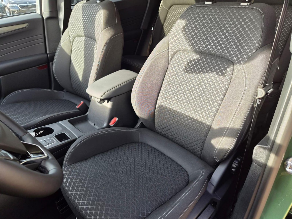 FORD Kuga Titanium 2.5 Plug-in Hybrid Gasoline 242hp - ref: 7-74482 - Photo 13