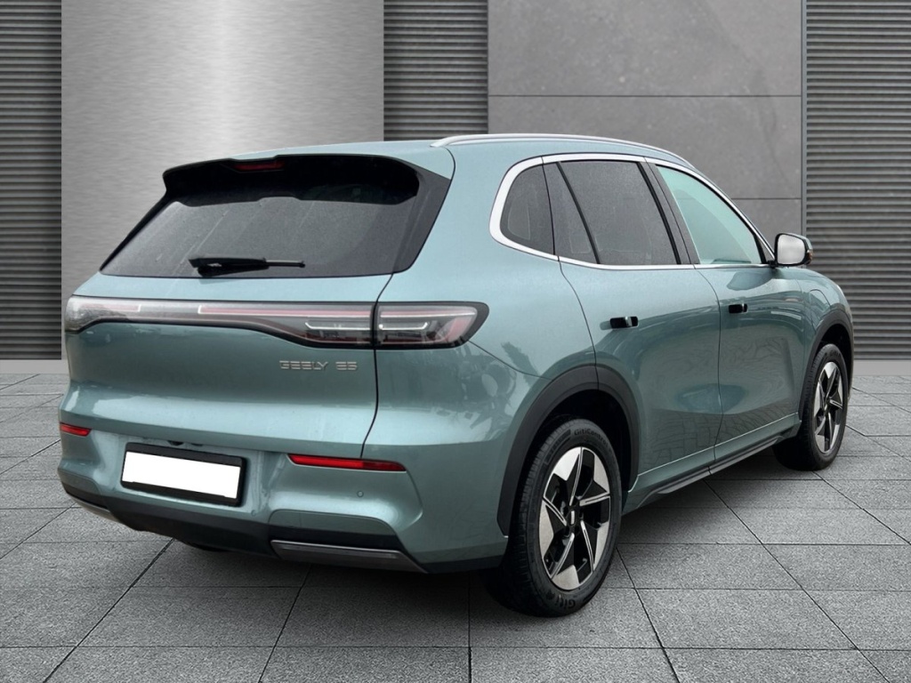 GEELY EX5 Pro+ Elektromotor 160 kW (218 PS), 68,39 kWh Batterie - ref: 7-74711 - Photo 3
