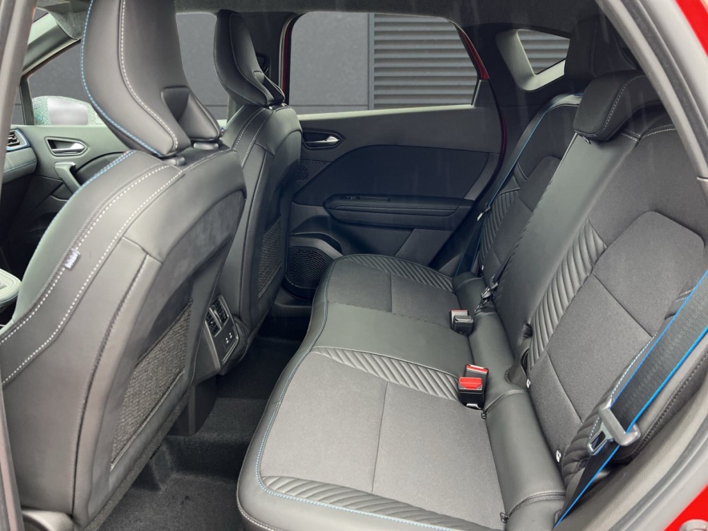 RENAULT Captur Esprit Alpine Full-Hybrid 160 E-Tech - ref: 7-74715 - Photo 6
