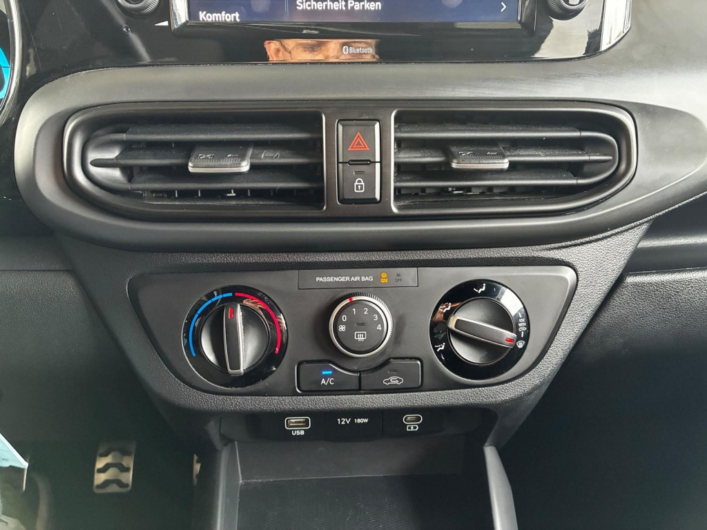HYUNDAI i10 N-Line MPI 1.2 79PS - ref: 7-74737 - Photo 19
