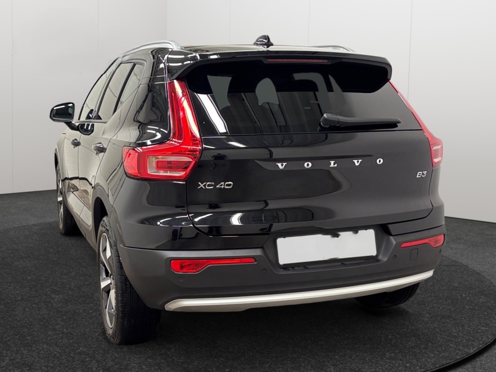 VOLVO XC40 Core DCT 2.0 B3 Mild Hybrid - ref: 7-75178 - Photo 3