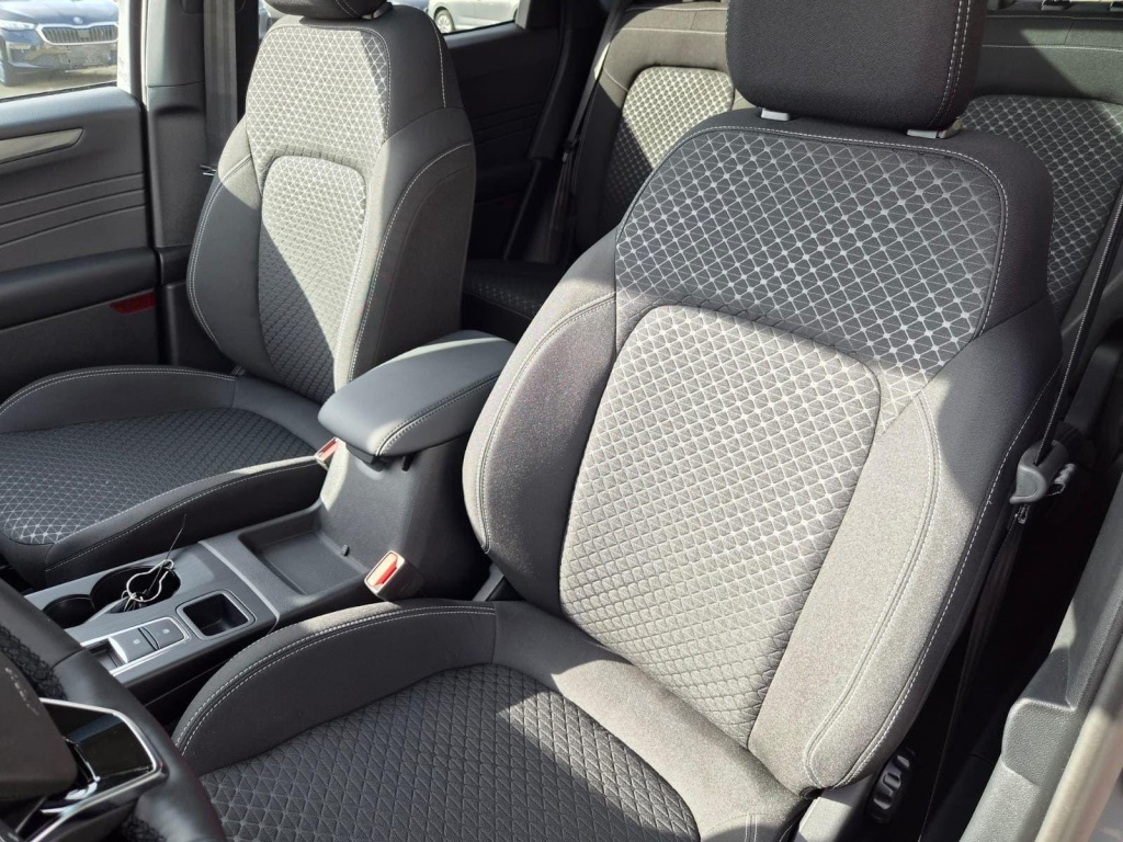 FORD Kuga Titanium 2.5 Plug-in Hybrid Gasoline 242hp - ref: 7-75305 - Photo 15