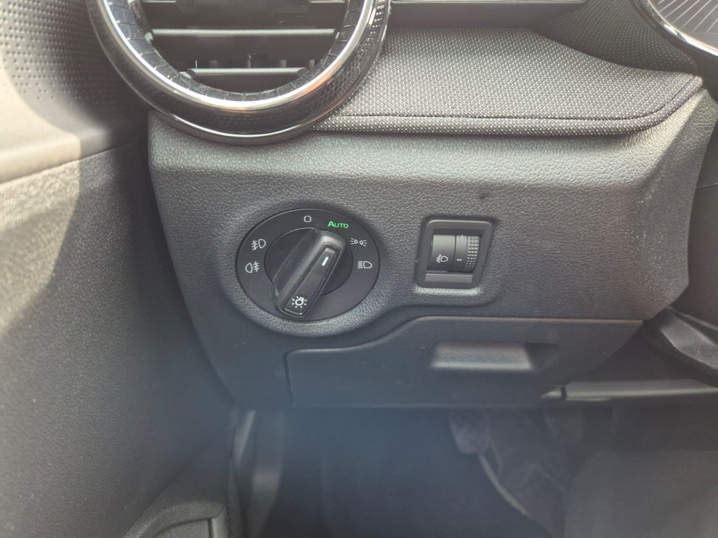SKODA Fabia Selection 1.0 Gasoline 95hp - ref: 7-75573 - Photo 14