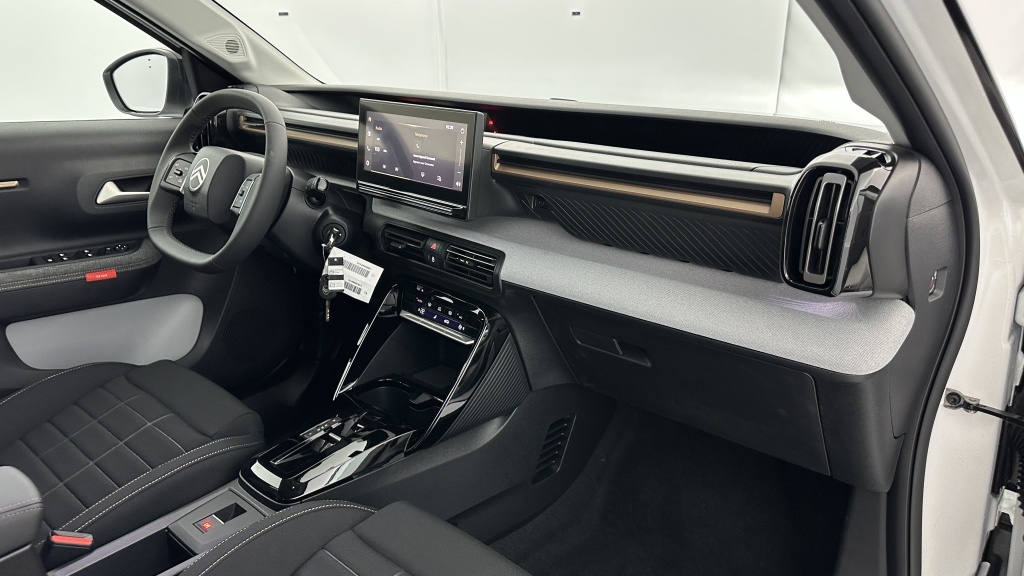 CITROEN C3 Aircross 1.2 Hybride 145ch Plus e-DCS6 - ref: 8-GLI00022953 - Photo 8