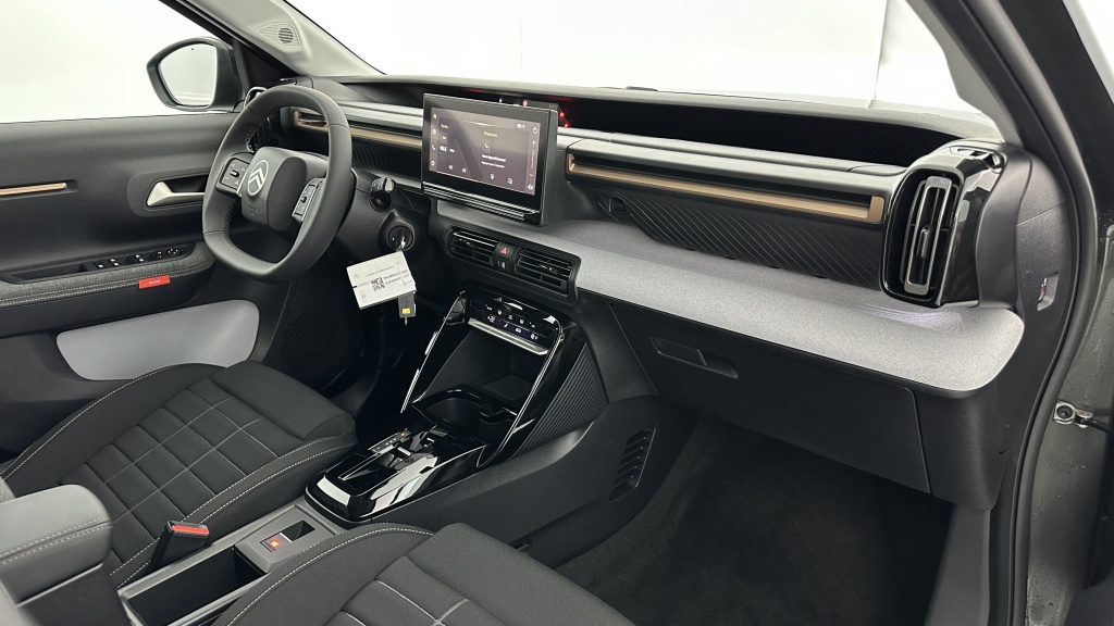 CITROEN C3 Aircross 1.2 Hybride 145ch Plus e-DCS6 - ref: 8-GLI00022956 - Photo 8