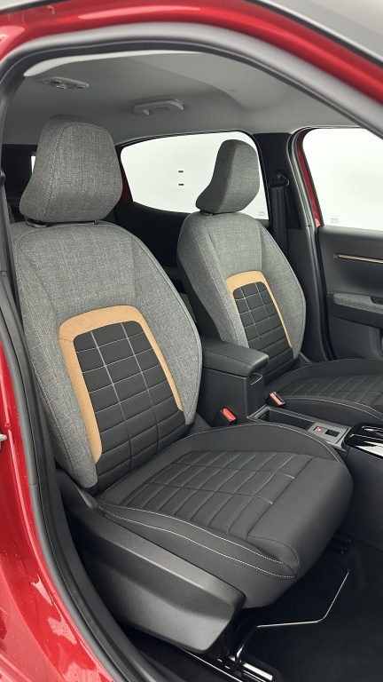 CITROEN C3 Aircross 1.2 Hybride 145ch Plus e-DCS6 - ref: 8-GLI00022965 - Photo 18