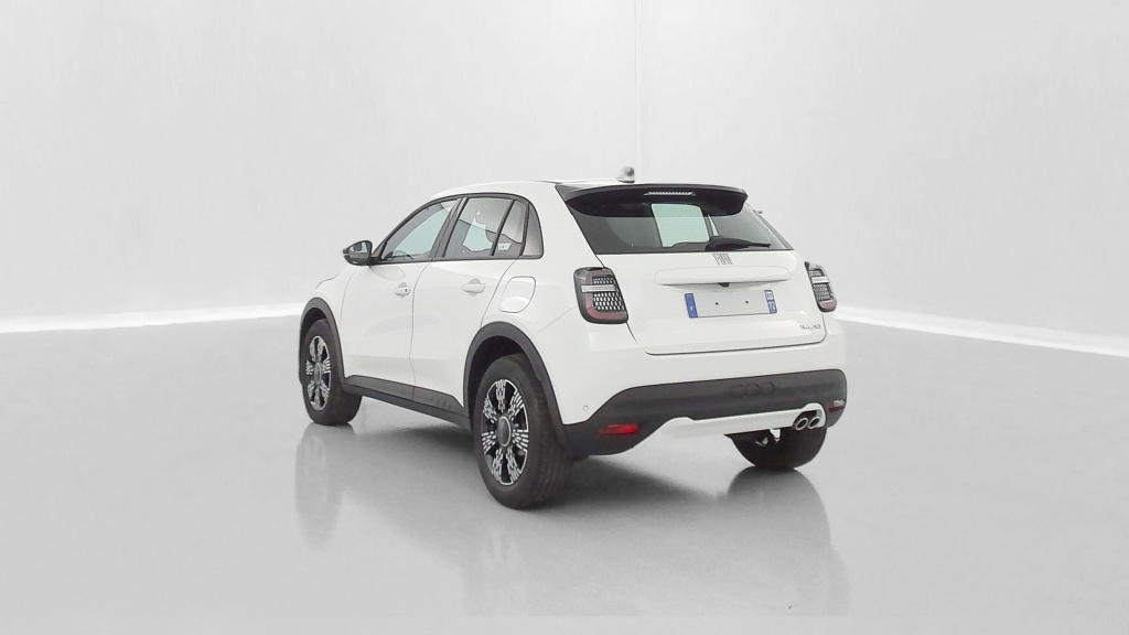FIAT 600 1.2 Hybrid Turbo 145ch Pop eDCT6 - ref: 8-GLI00026495 - Photo 5