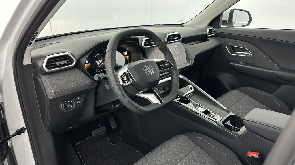 MG ZS 1.5 L Hybrid+ 197ch Standard - ref: 8-GLI00027392 - Photo 6