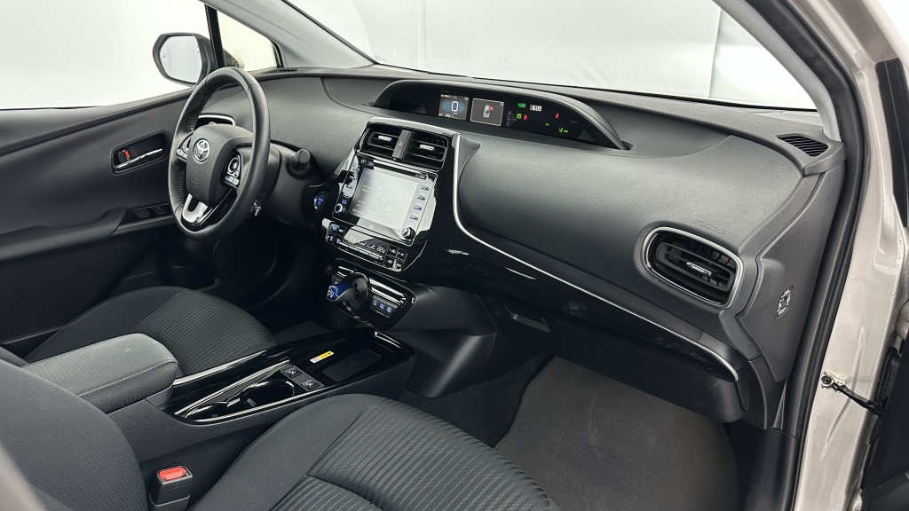 TOYOTA Prius IV 122h Dynamic Pack Premium - ref: 8-GLI00032690 - Photo 8