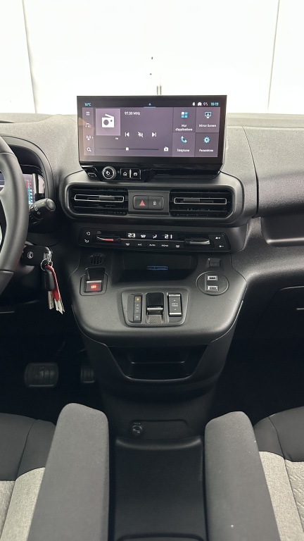 CITROEN Berlingo M 1.5 BlueHDi 130ch Plus EAT8 - ref: 8-GLI00035030 - Photo 15