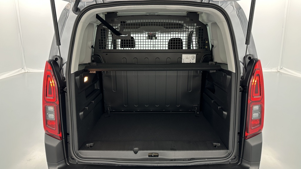 CITROEN Berlingo M 1.5 BlueHDi 130ch Plus EAT8 - ref: 8-GLI00035032 - Photo 10
