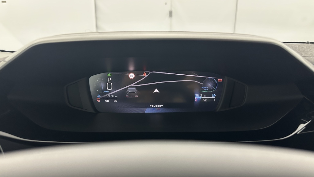 PEUGEOT 308 SW III 1.2 Hybrid 145ch Allure e-DCS6 - ref: 8-GLI00036214 - Photo 15