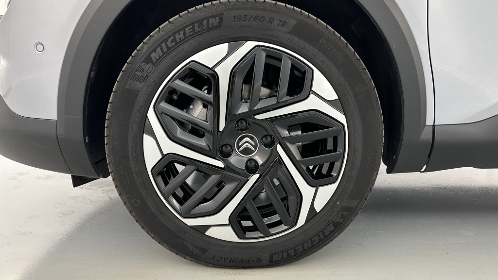 CITROEN C4 III 1.2 PureTech 130ch Shine EAT8 - ref: 8-GLI00037979 - Photo 12