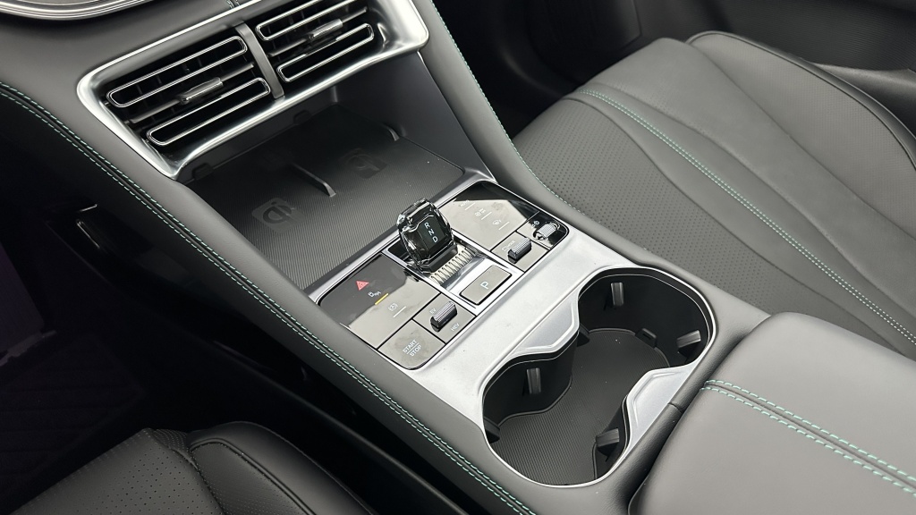 BYD Seal U 1.5l DM-i 218ch PHEV Comfort (26kWh) - ref: 8-GLI00038371 - Photo 15