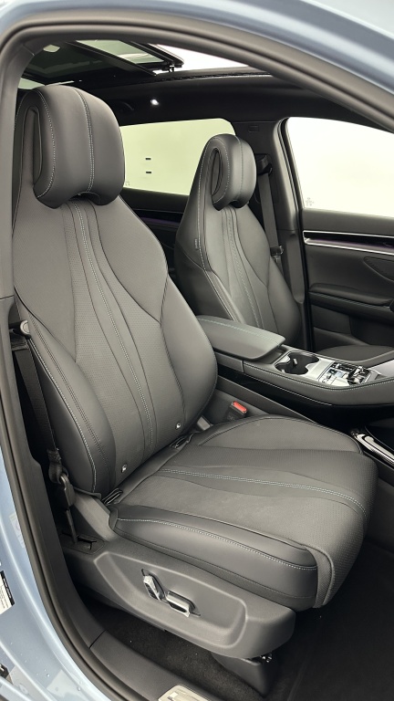 BYD Seal U 1.5l DM-i 218ch PHEV Comfort (26kWh) - ref: 8-GLI00038371 - Photo 16